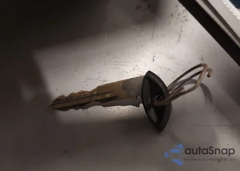 2000 Hyundai Accent L from USA, damaged, VIN KMHCF35G8YU016093